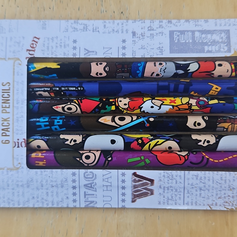 HARRY POTTER PENCILS - Picture 7 of 11